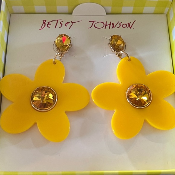 New Betsey Johnson Flower Drop Earrings - Picture 3 of 6